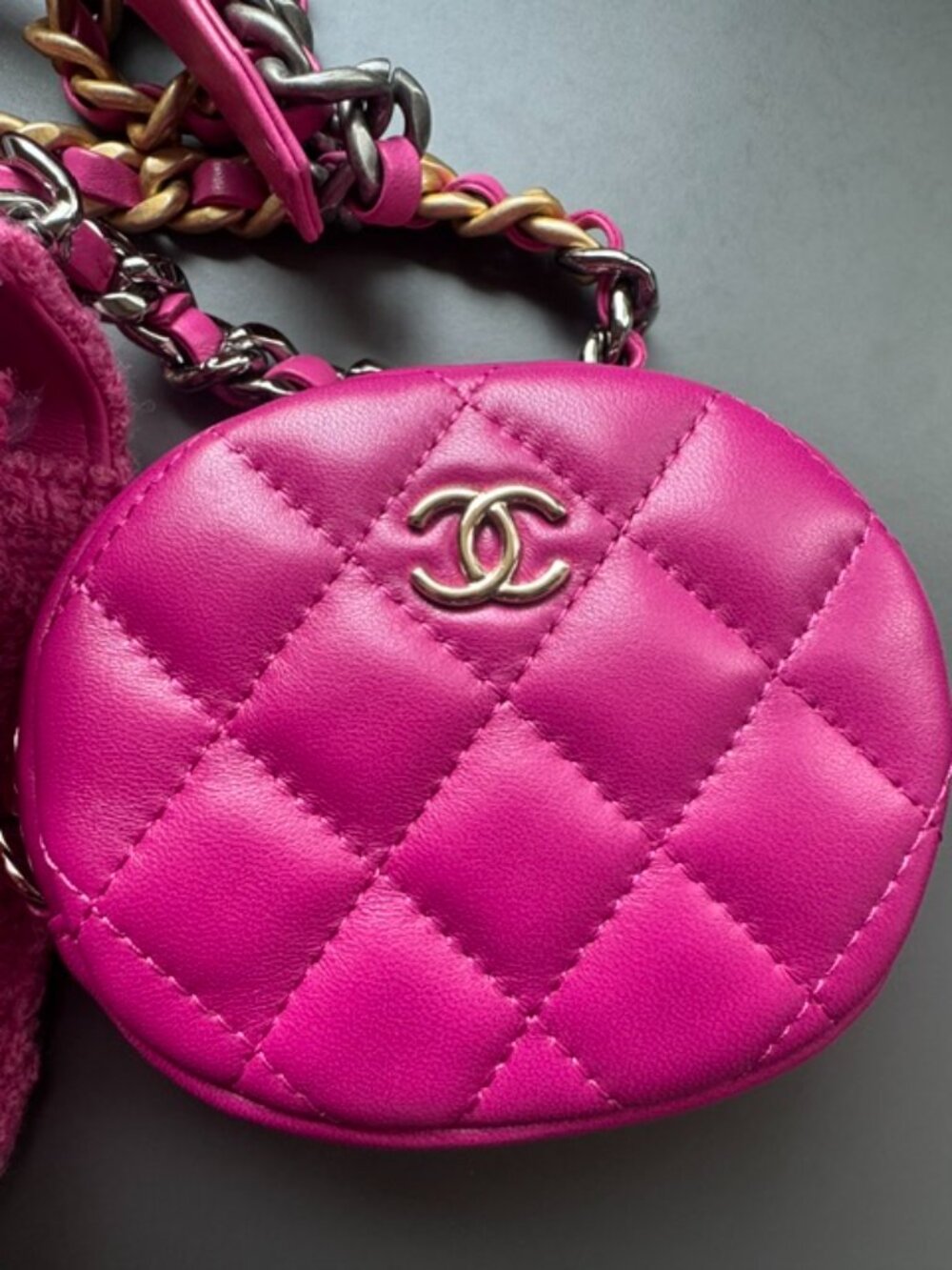 Chanel Pink Tweed 19 Wallet on Chain FW 2019 with lambskin coin purse NIB - Picture 14 of 15